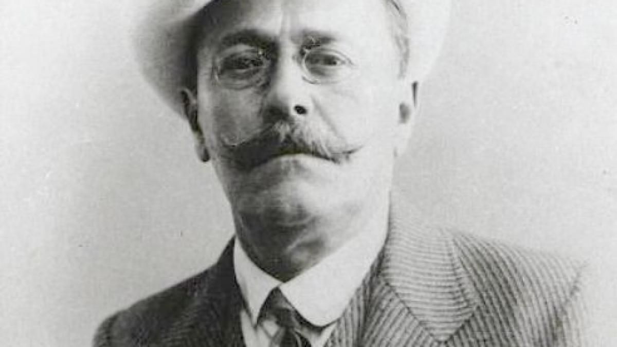 cel mai prost carciumar din istoria literaturii iancu luca caragiale iti da berea cu masura face si