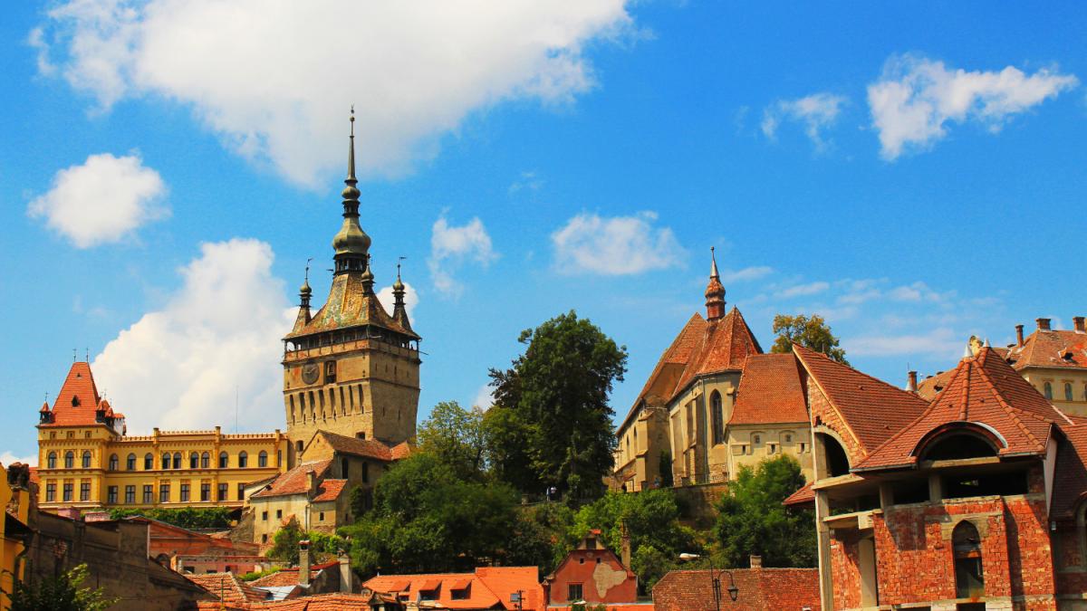 sighisoara singura cetate medievala locuita din europa