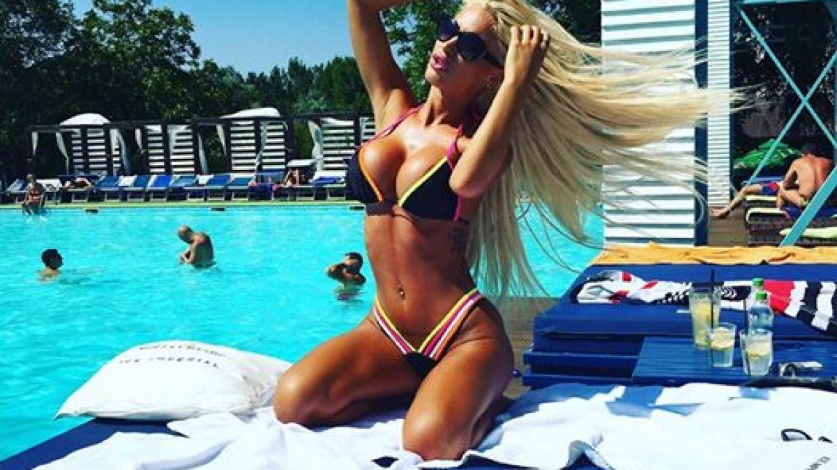 reactia uluitoare a tarom in cazul stewardesei care si a batut joc de loredana chivu