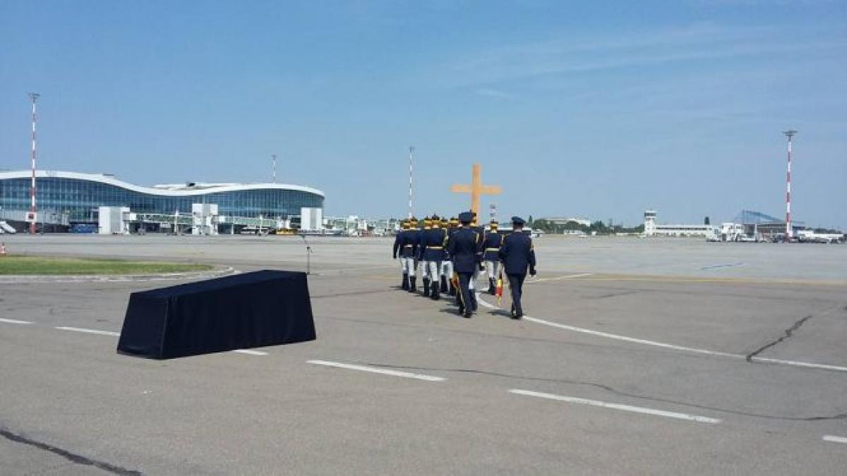 regina ana rege mihai funeralii