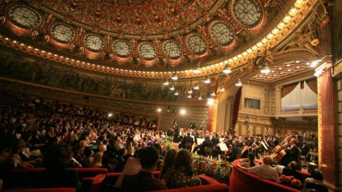 biletele pentru concertul de deschidere si finala de pian a concursului enescu 2016 s au epuizat la