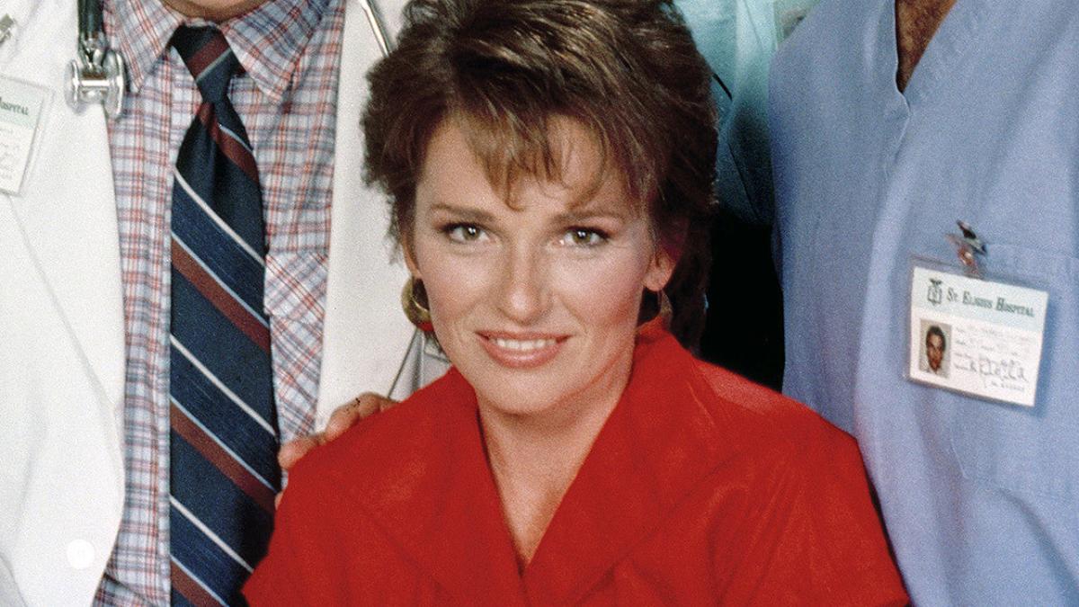 doliu in lumea filmului actrita sagan lewis cunoscuta din serialul m a s h a murit la 63 de ani