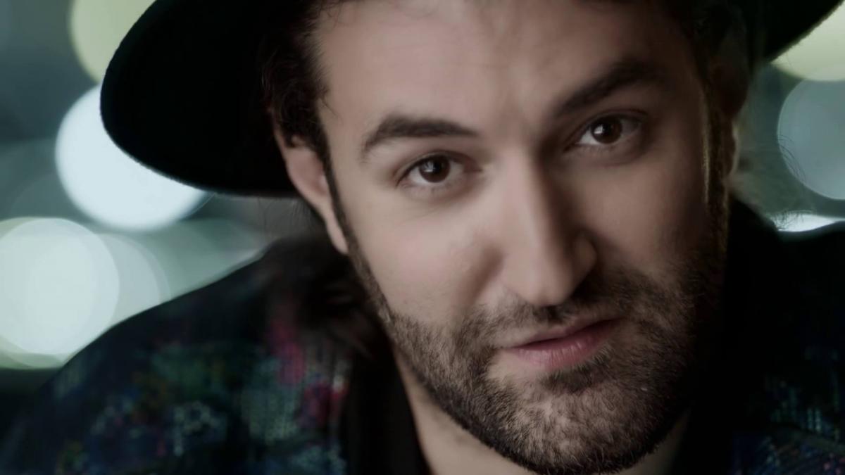 smiley femeile care i au trecut prin dormitor