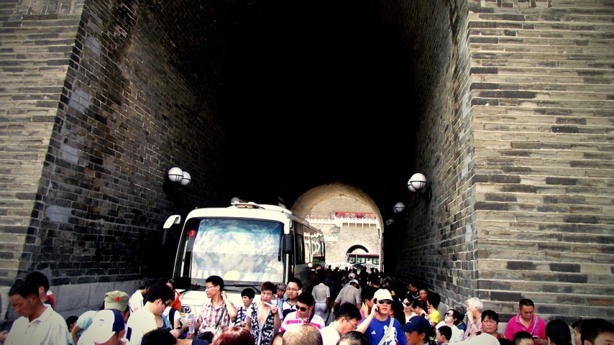 turistii chinezi cheltuiesc in vacantele in strainatate cat produce romania intr un an