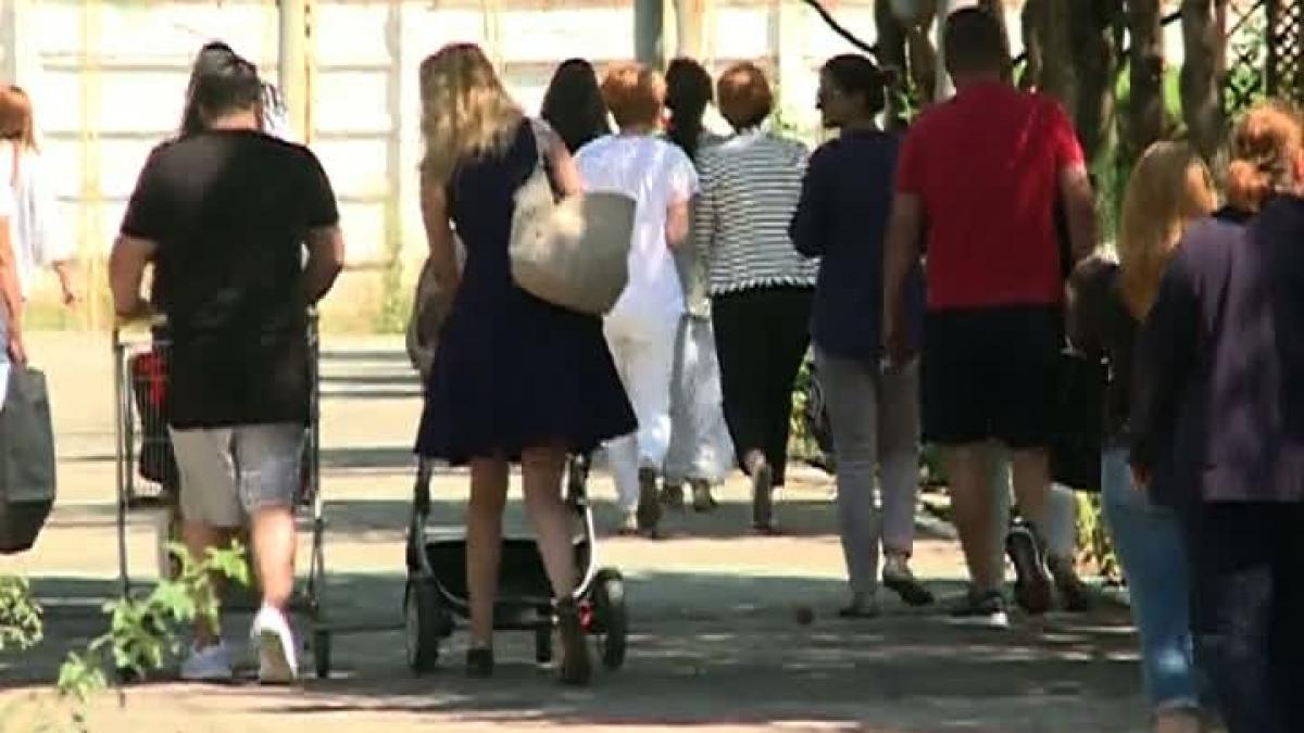 valentina pelinel a recunoscut ca borcea este tatal copilului vom face botezul cand va fi el liber