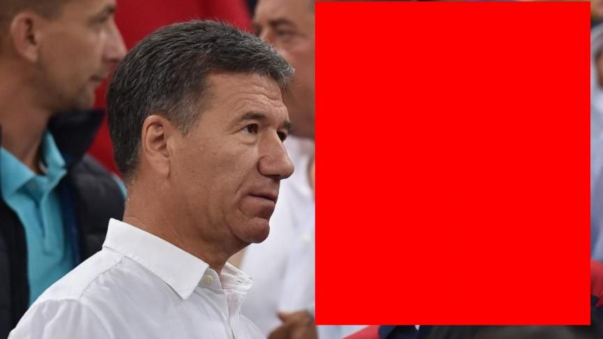 dupa ce au fost umiliti de dinamovisti fanii stelei au avut un soc atunci cand l au vazut in tribuna