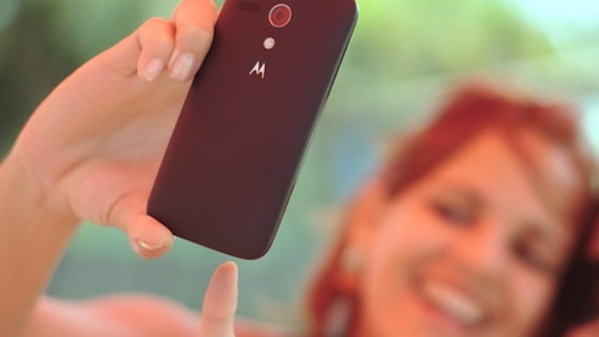 un copil a cazut in apa incercand sa faca un selfie trei morti