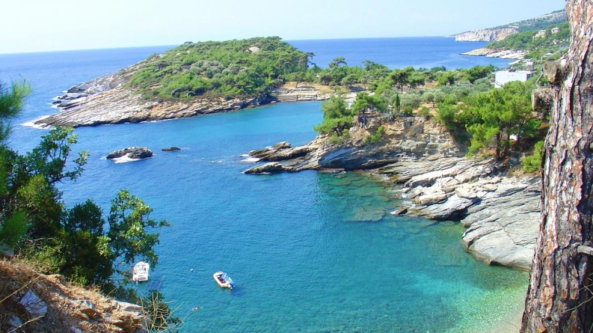 limenas orasul plin de atractii naturale si istorice