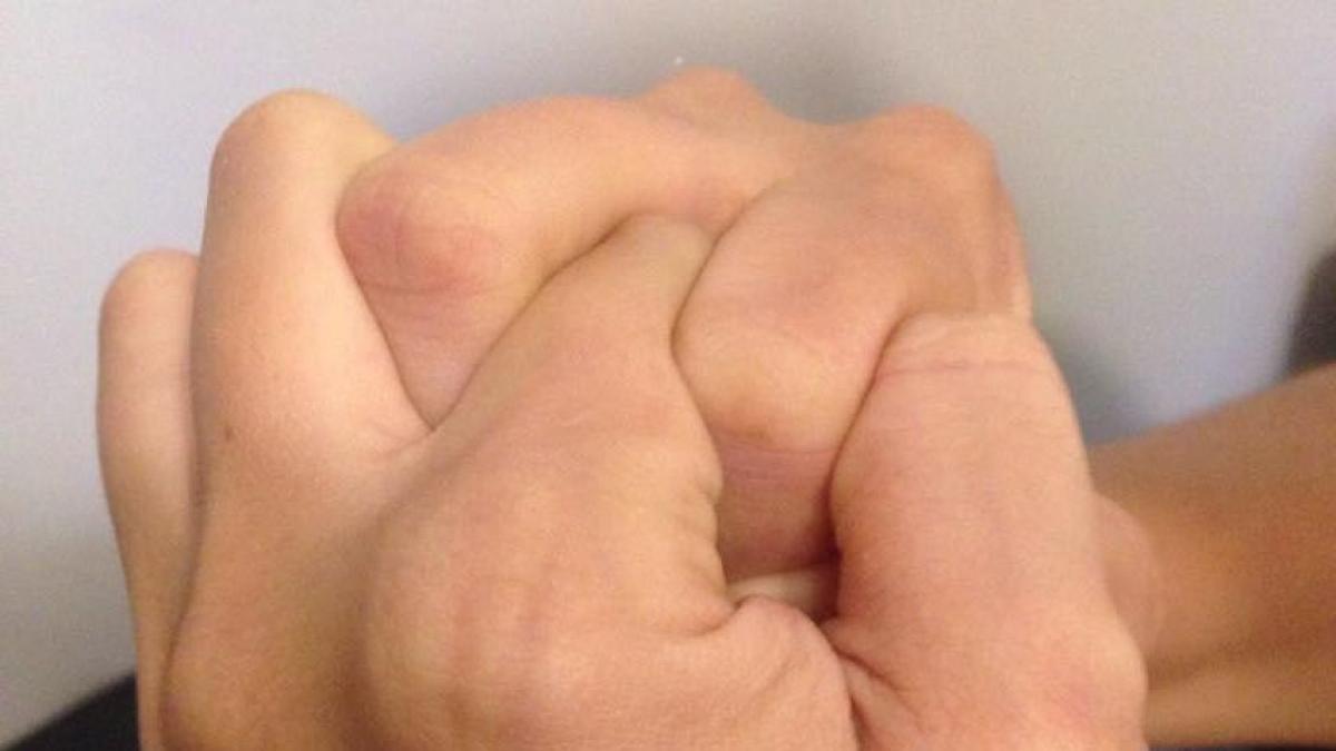 ce se intampla cu cei care isi troznesc degetele verdictul specialistilor