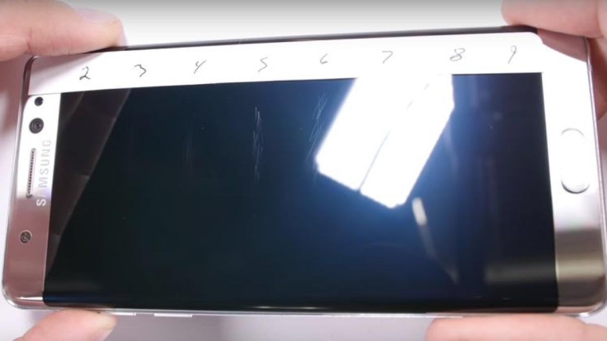 samsung primeste o lovitura dura note 7 e un telefon moale