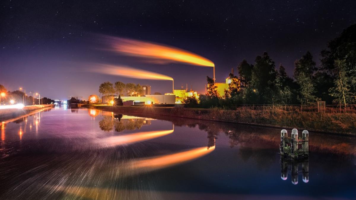 china face pasi siguri spre independenta energetica care este asul din maneca regimului de la