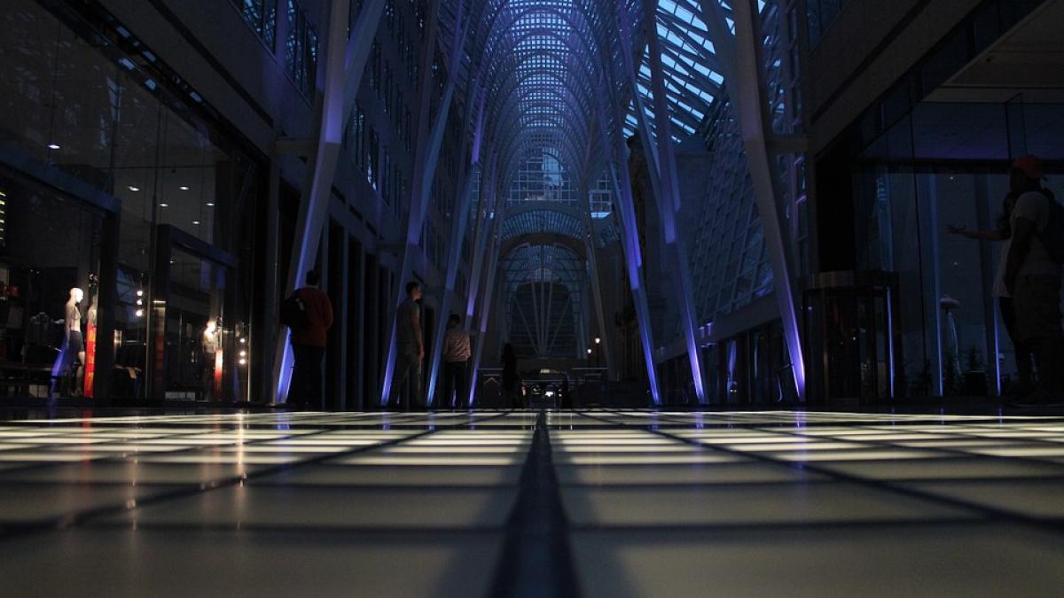 alerta manchester centru comercial incendiu