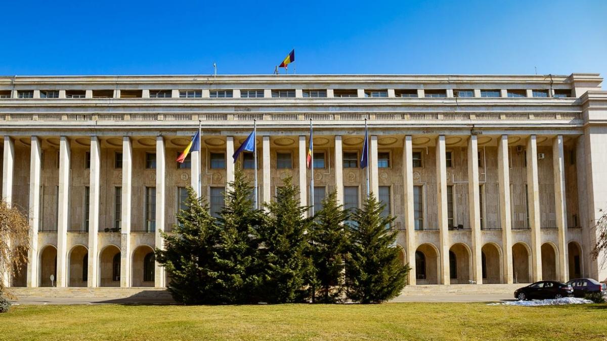 guvern ciolos ponta basescu alegeri