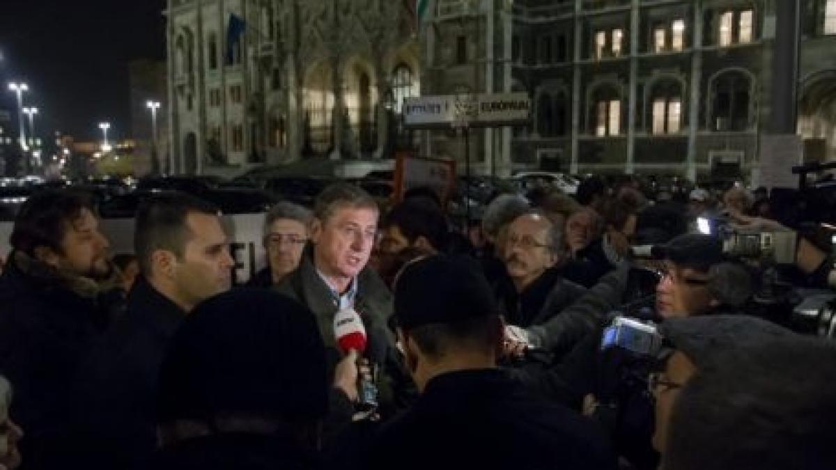 jurnalistul care a cerut eliminarea animalelor de tigani decorat in ungaria reactia celorlalti