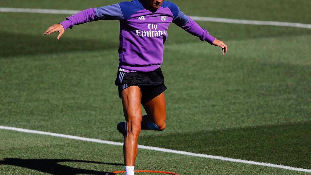 cristiano ronaldo uefa premiu fotbalist