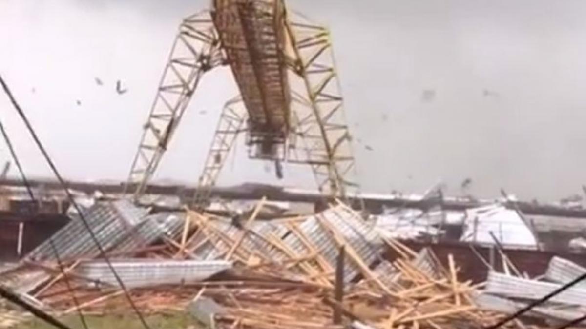 fenomen extrem in rusia o tornada a facut prapad