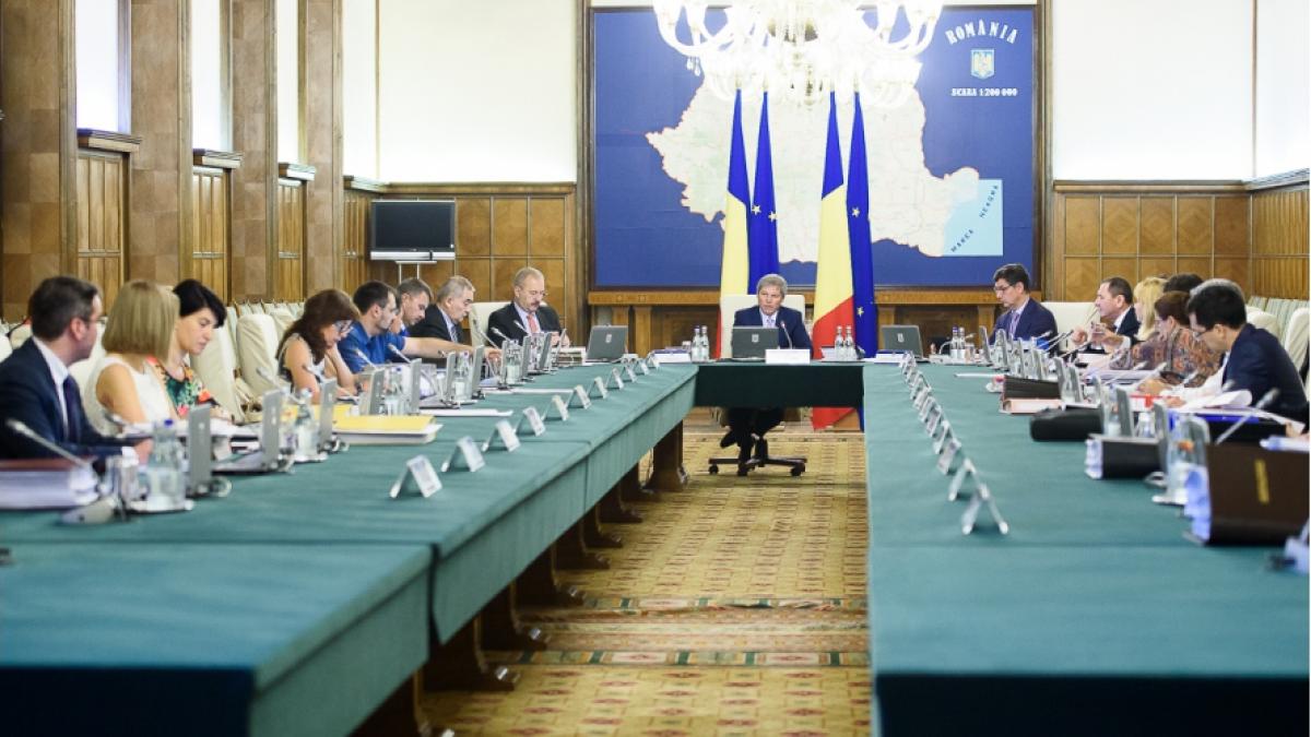 pnl face curte ministrilor tehnocrati avem toata deschiderea