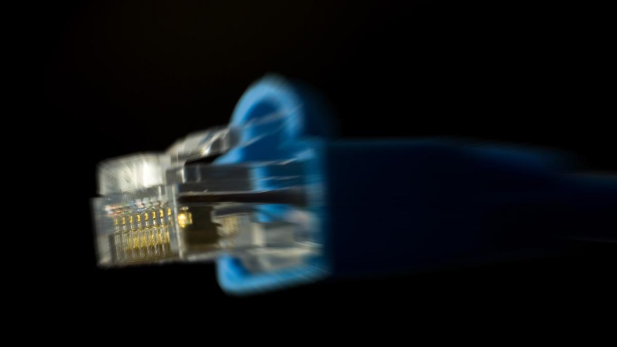 tu stii cat de rapida este conexiunea ta la internet iata cum afli foarte usor