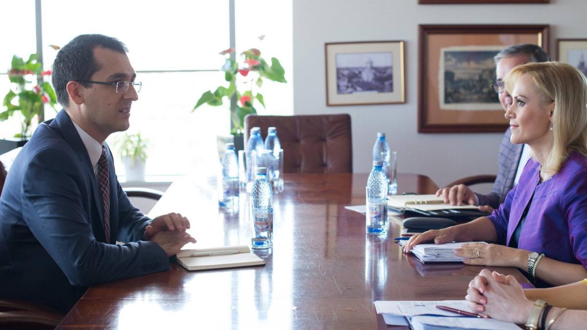 gabriela firea si vlad voiculescu discutii despre construirea unui nou spital in capitala