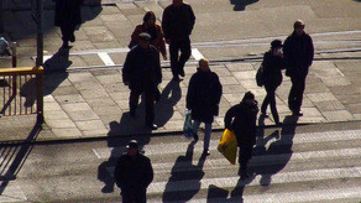 populatia rezidenta in romania a scazut la 19 7 milioane de persoane la 1 ianuarie 2016