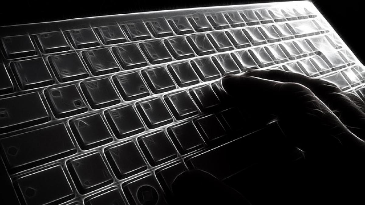 pakistanez casatorit cu o romanca suprins de sri in timp ce se interesa cum sa faca bombe