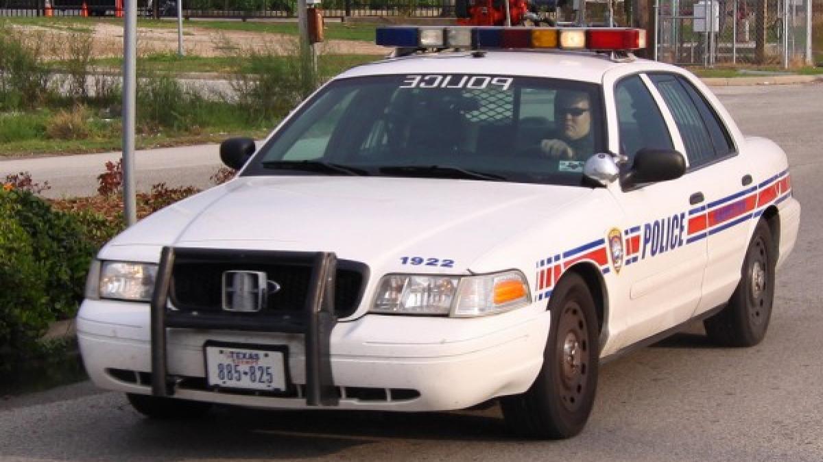 ar fi trebuit sa fie partenerul lui de nadejde insa l a lasat sa moara ce a facut un politist din