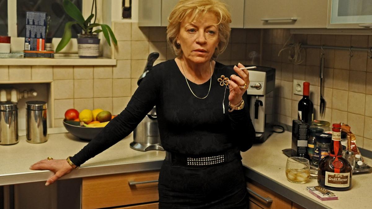 actrita luminita gheorghiu implineste 67 de ani