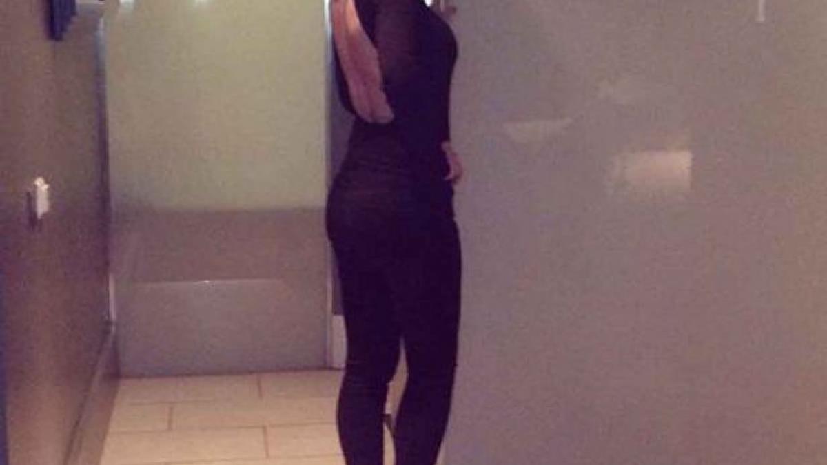 a venit intr o seara cu iubitul ei acasa apoi a fost evacuata de urgenta ce a putut sa faca tanara