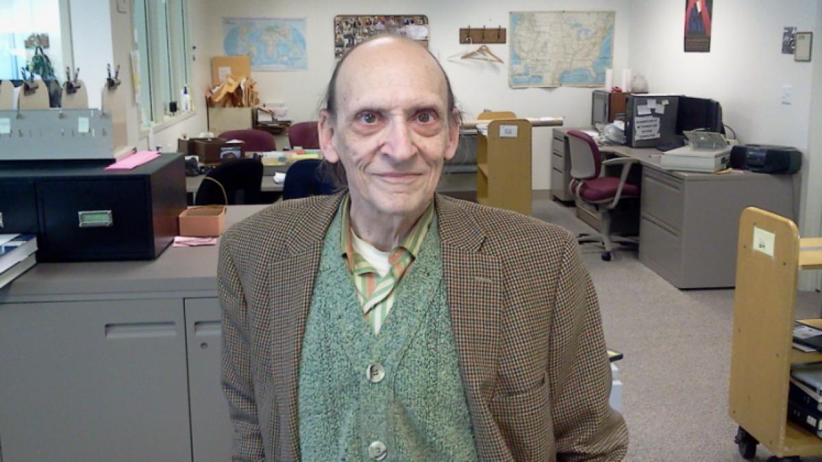 a lucrat 50 de ani ca bibliotecar la universitate descoperirea incredibila facuta dupa moartea lui