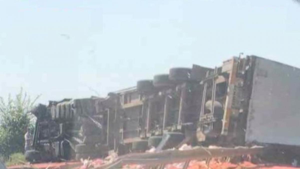 accident grav pe autostrada soarelui un tir s a rasturnat si a blocat circulatia