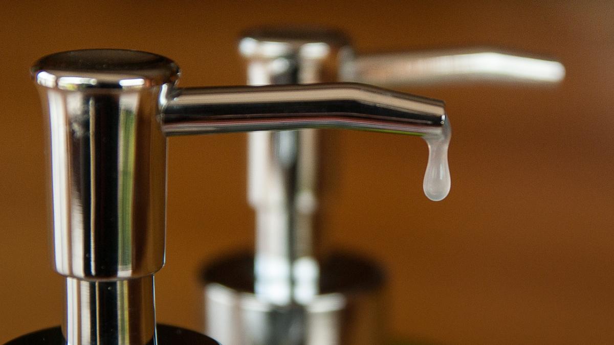 sapun antibacterian interzis autoritati sua