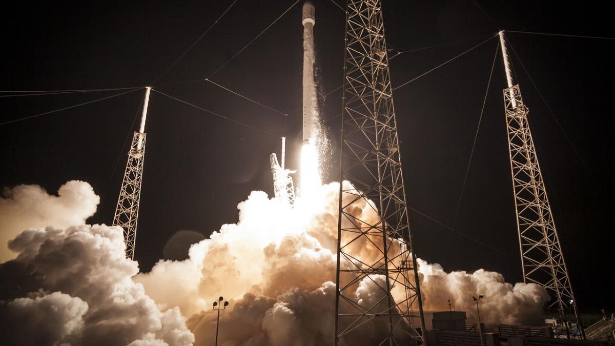 statele unite lovesc statul islamic cu un lansator de rachete mobil amplasat in turcia