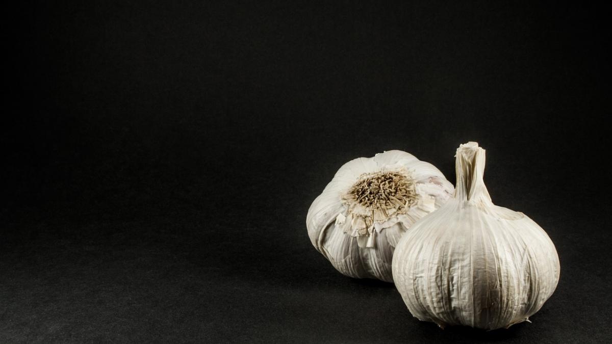 usturoiul importat din china este toxic iata cum poate fi identificat