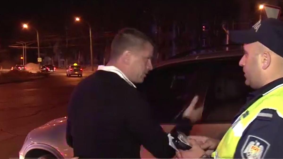 un fost fotbalist celebru din romania prins baut la volan in plus a amenintat un politist