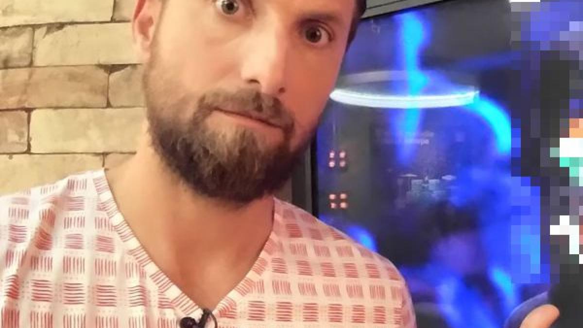 dani otil fotografie cu noua lui vecina ne salutam dimineata ne intrebam