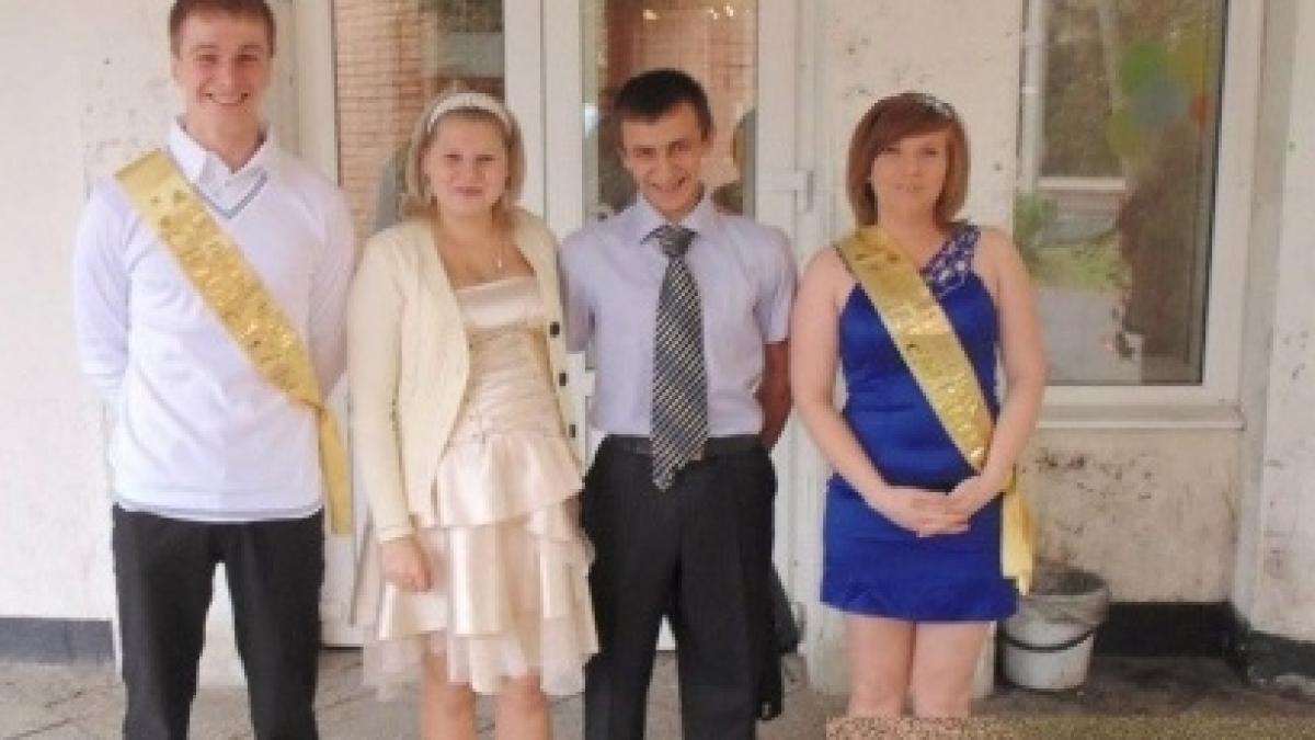 au publicat pe facebook fotografiile facute in ziua nuntii lor iar a doua zi erau cautati de