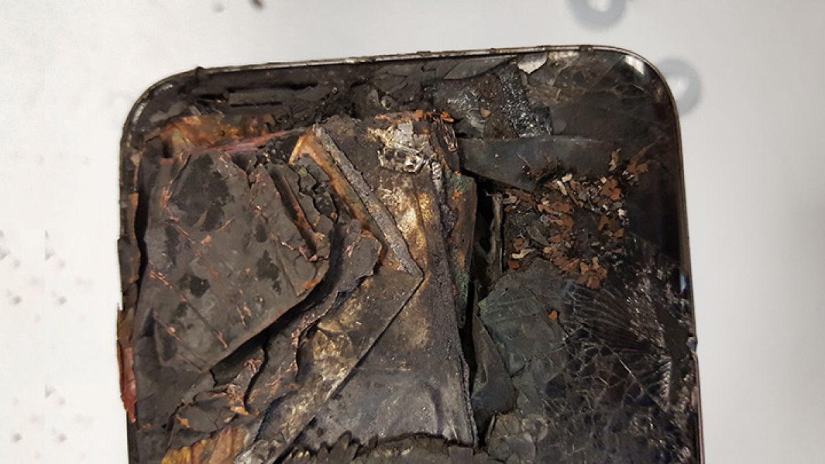 veste ingrozitoare inca un telefon samsung explodeaza l au cumparat deja mii de romani