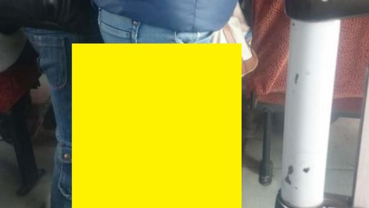 cum a fost fotografiata aceasta eleva in prima zi de scoala foto