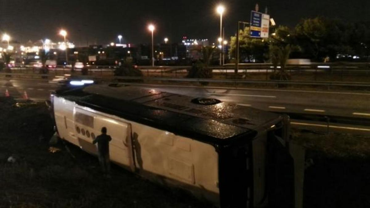 accident grav in spania 24 de turisti au fost raniti