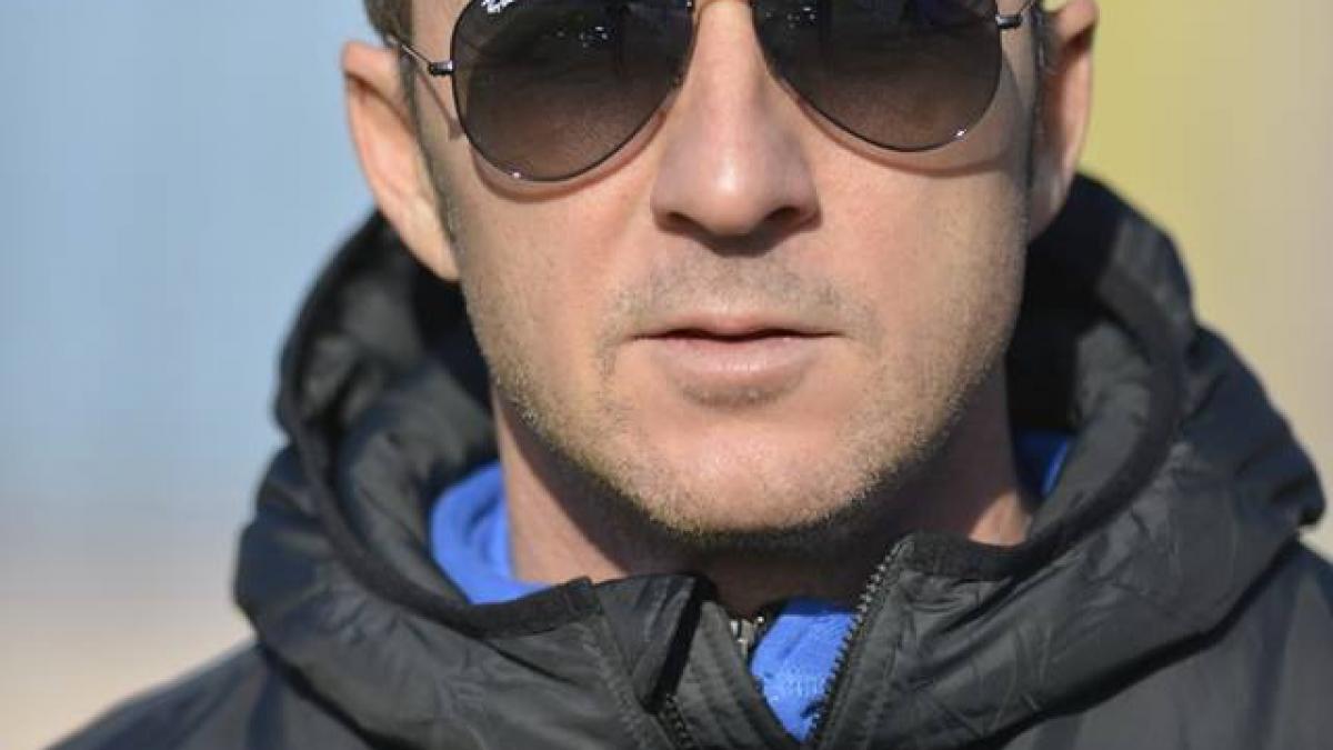 razboi intre marius sumudica si mm stoica nu pot da replica unui asemenea specimen