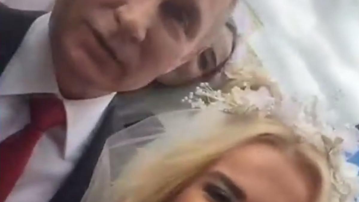 vladimir putin a aparut intr o singura seara in fotografiile de nunta ale mai multor mirese