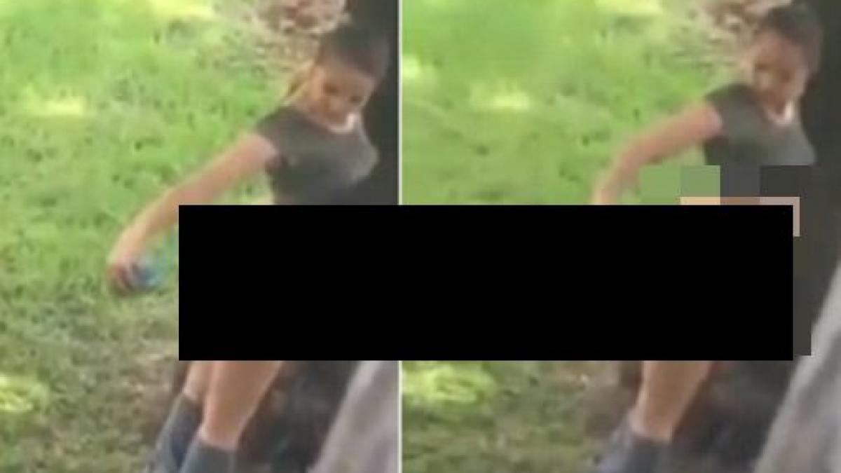 credea ca e singura in parc si s a dezbracat ca sa si faca poze ce se intampla insa la cativa pasi