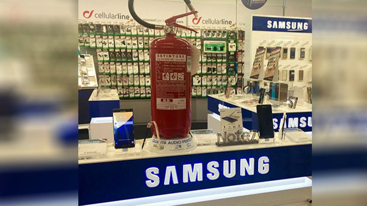 haz de necaz acestea sunt cele mai bune glume despre telefonul exploziv de la samsung