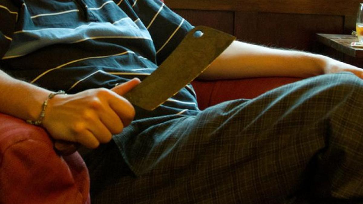 politistii newyorkezi au tras 18 focuri de arma joi pana cand au reusit sa aresteze un barbat care