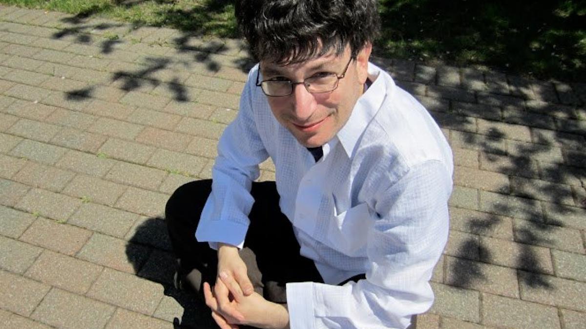 james altucher a donat tot si traieste doar cu 15 lucruri