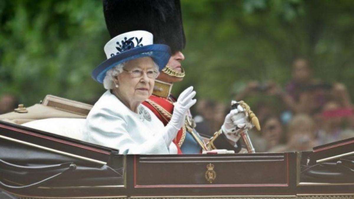 primul membru al familiei regale britanice care a anuntat public ca e homosexual