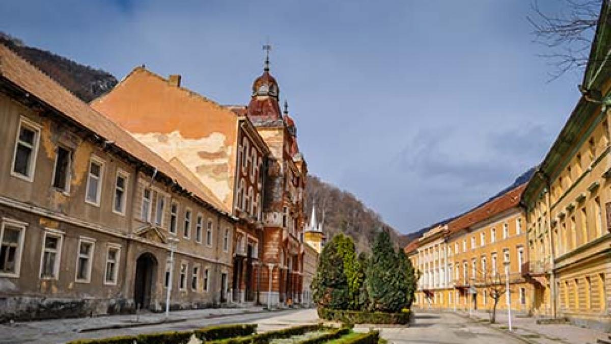 punctul de intalnire romania distrusa cu premeditare