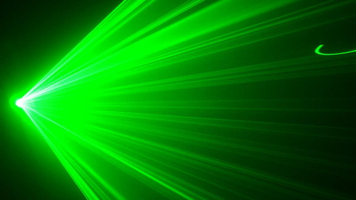 marea britanie arma laser investitie