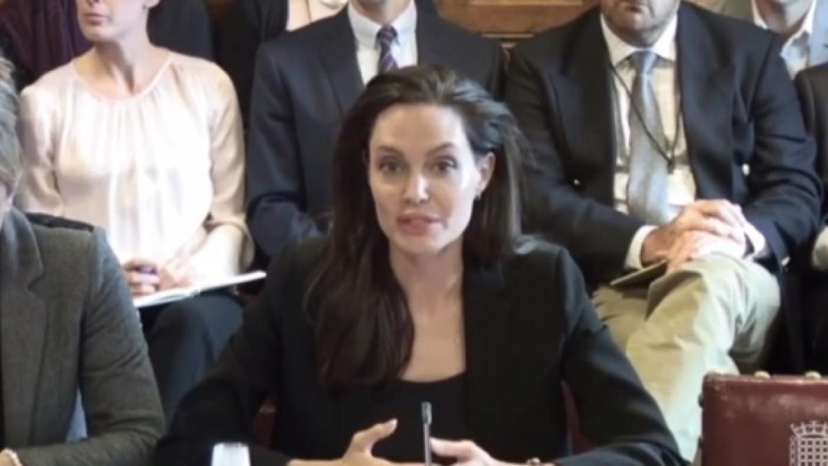 tmz com angelina jolie divorteaza de brad pitt