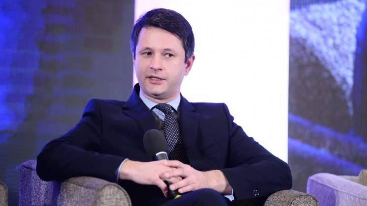 probleme in guvernul ciolos ministrul energiei victor grigorescu in atentia ani